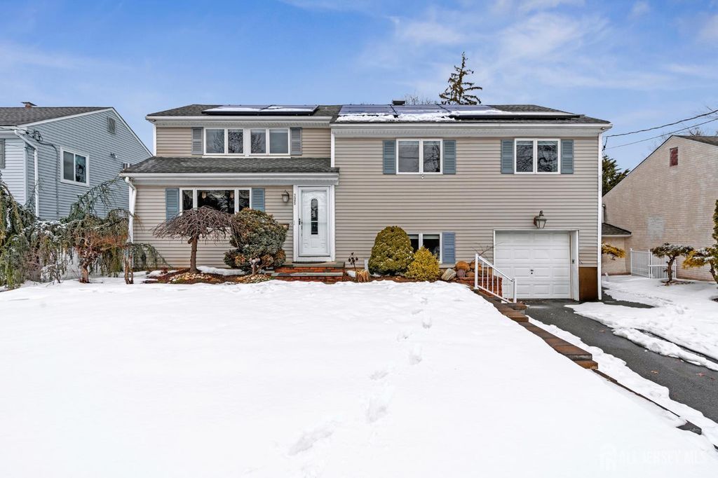 325 Colonia Boulevard, Colonia, NJ 07067