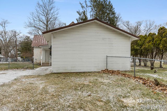 86 S Vosper Street, Saranac, MI 48881