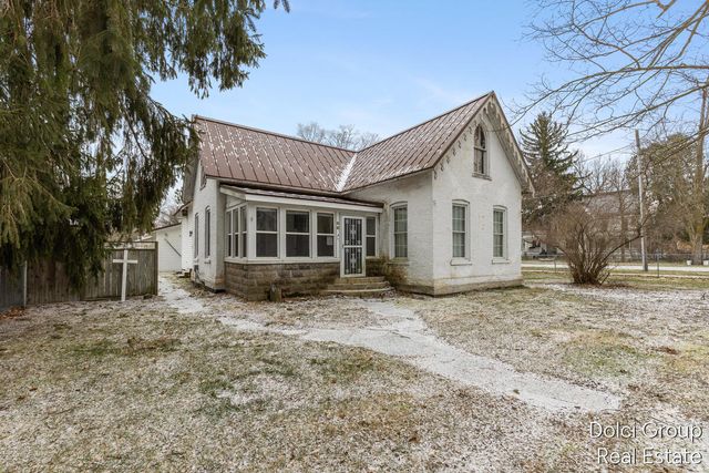 86 S Vosper Street, Saranac, MI 48881