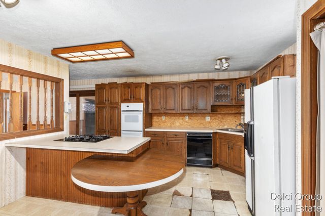 86 S Vosper Street, Saranac, MI 48881