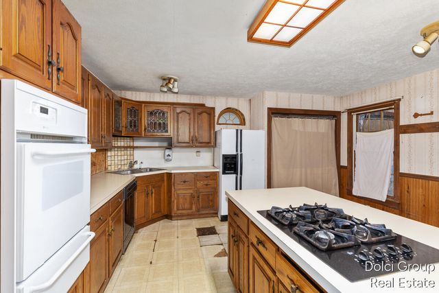 86 S Vosper Street, Saranac, MI 48881