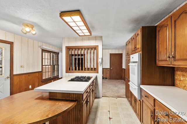 86 S Vosper Street, Saranac, MI 48881