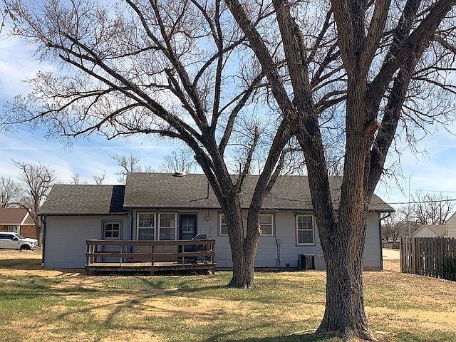 214 S First Avenue, Minneapolis, KS 67467