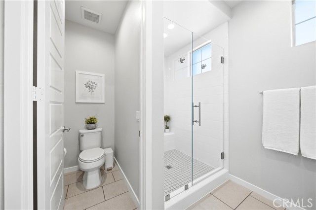 49 Finch, Lake Forest (el Toro), CA 92630