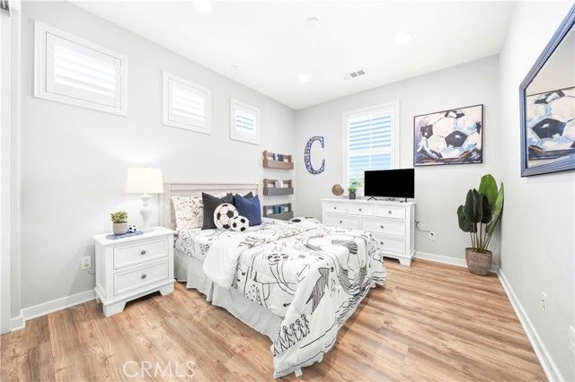 49 Finch, Lake Forest (el Toro), CA 92630