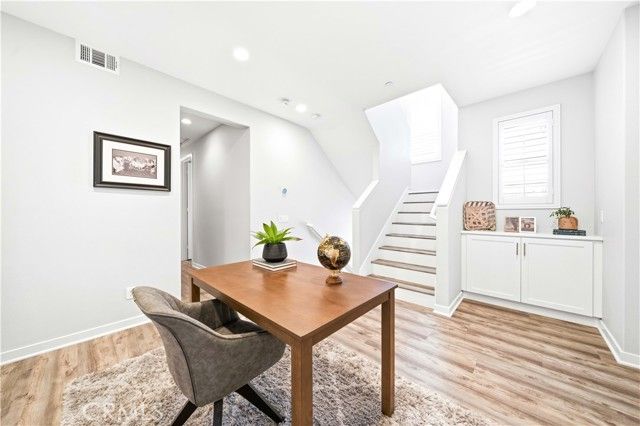 49 Finch, Lake Forest (el Toro), CA 92630