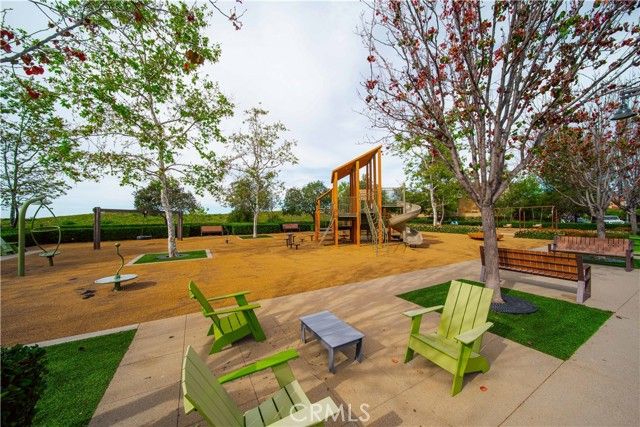 49 Finch, Lake Forest (el Toro), CA 92630