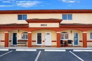 10923 W Okeechobee Rd 201, Hialeah Gardens, FL 33018