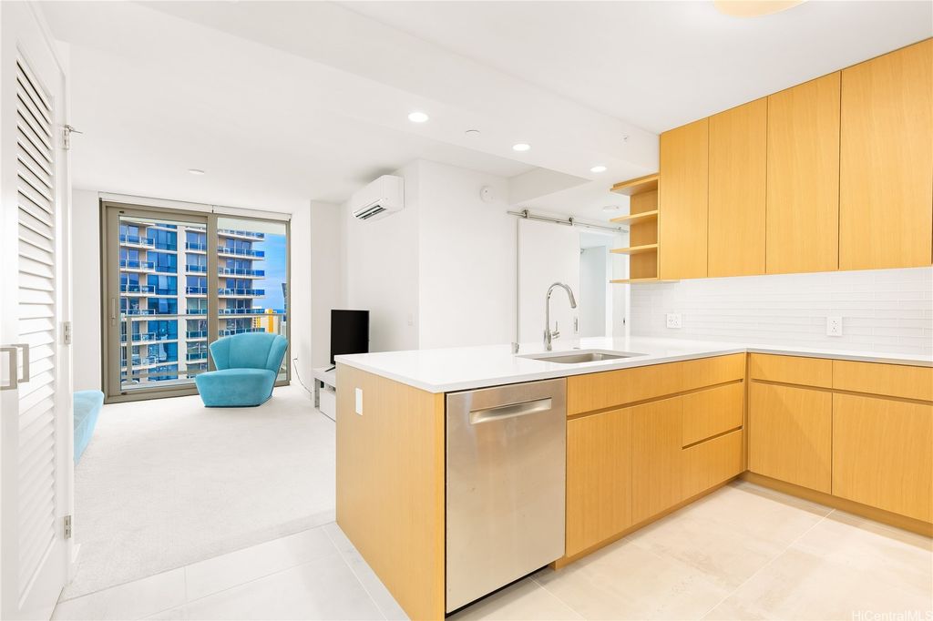 1388 Kapiolani Boulevard 3302, Honolulu, HI 96814