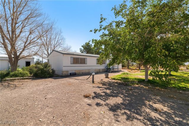 3199 South Records Road, Amargosa Valley, NV 89020