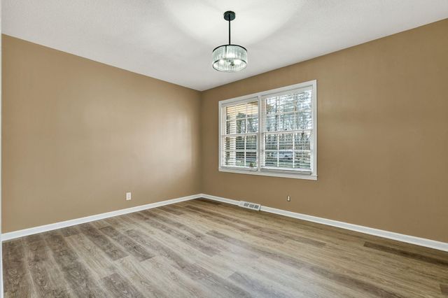 129 Hillwood Drive, Dalton, GA 30721