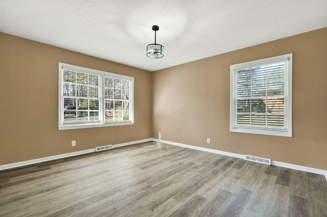 129 Hillwood Drive, Dalton, GA 30721