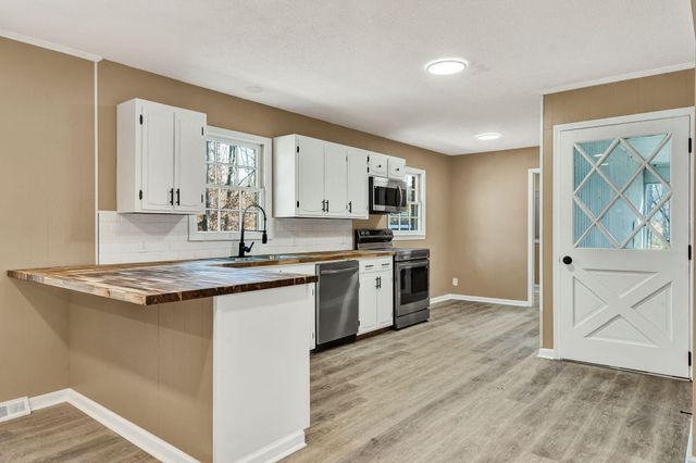 129 Hillwood Drive, Dalton, GA 30721