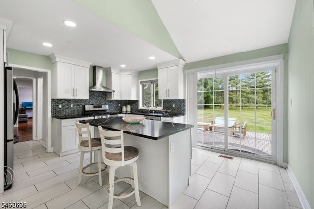 3 Joshua Dr, Hillsborough Twp., NJ 08844