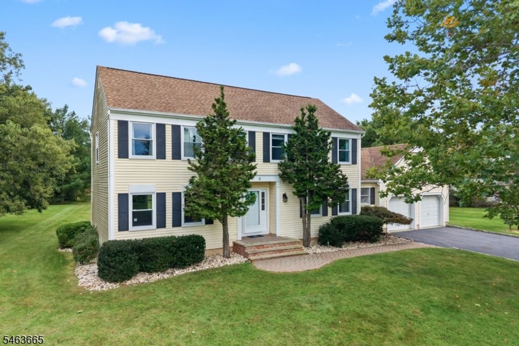 3 Joshua Dr, Hillsborough Twp., NJ 08844