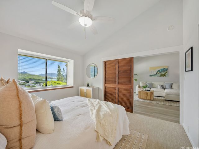 46-054 Puulena Street 926, Kaneohe, HI 96744