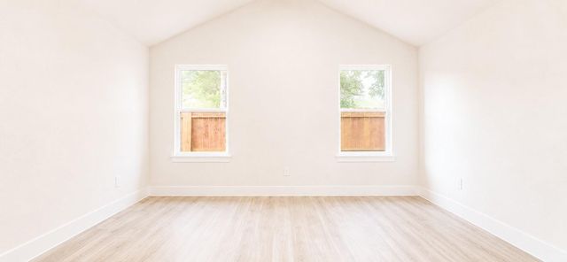142A College Street, Fresno, TX 77545