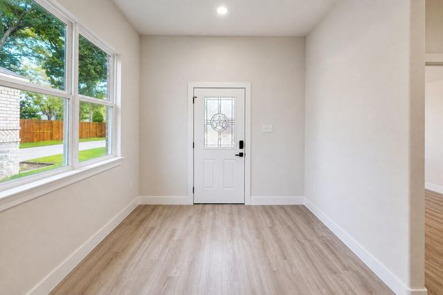 142A College Street, Fresno, TX 77545