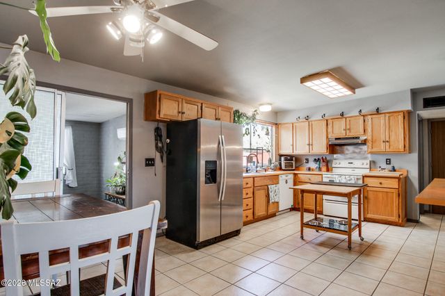 9631 E Myra Drive, Tucson, AZ 85730