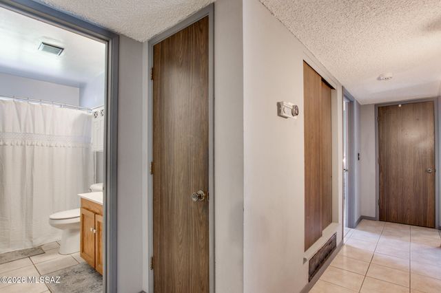 9631 E Myra Drive, Tucson, AZ 85730