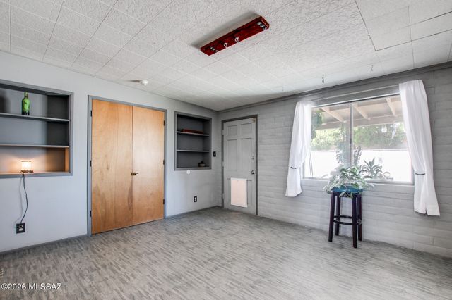 9631 E Myra Drive, Tucson, AZ 85730