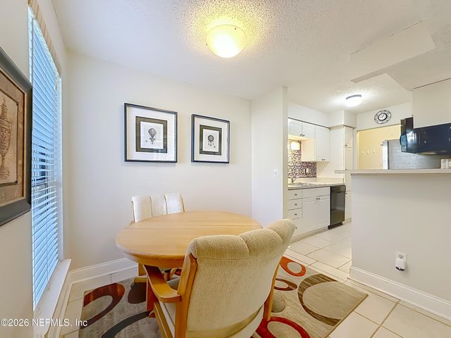 10200 BELLE RIVE Boulevard 127, Jacksonville, FL 32256