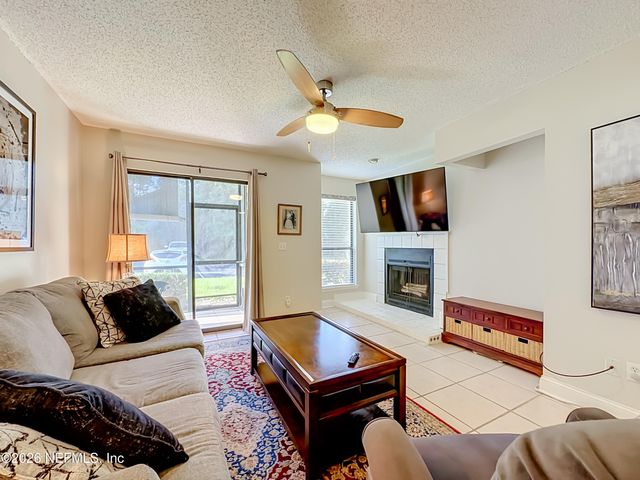 10200 BELLE RIVE Boulevard 127, Jacksonville, FL 32256