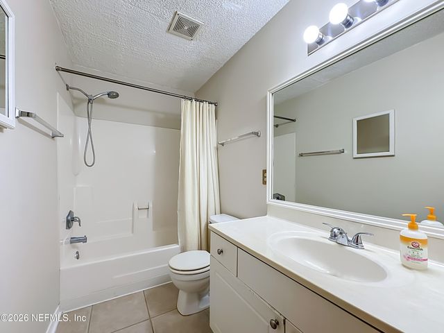 10200 BELLE RIVE Boulevard 127, Jacksonville, FL 32256