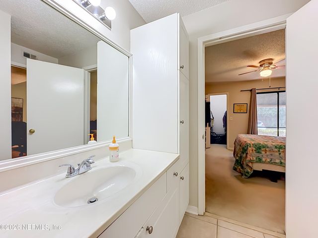 10200 BELLE RIVE Boulevard 127, Jacksonville, FL 32256