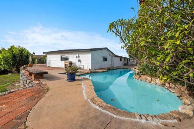 1781 Colter Lake Ct, El Cajon, CA 92019