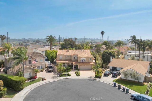 9902 Lapworth, Huntington Beach, CA 92646