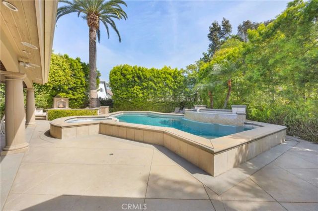 9902 Lapworth, Huntington Beach, CA 92646