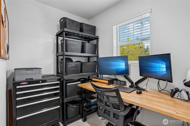 3672 London Loop NE, Lacey, WA 98516