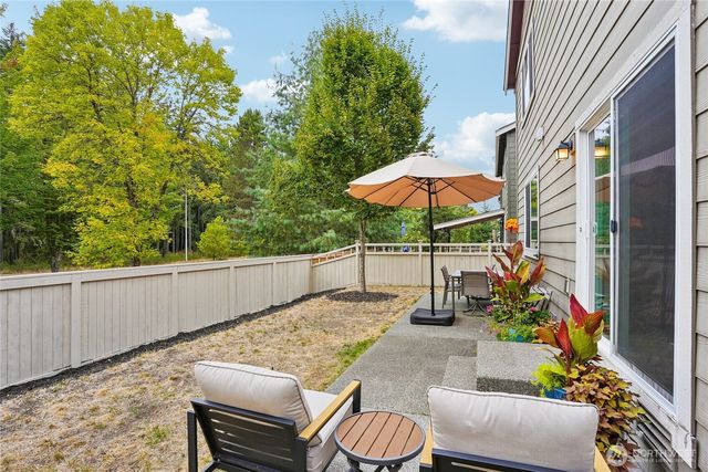 3672 London Loop NE, Lacey, WA 98516