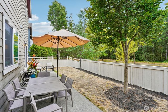 3672 London Loop NE, Lacey, WA 98516
