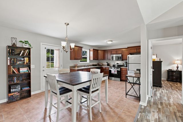 237 Santa Monica Blvd, Gallatin, TN 37066