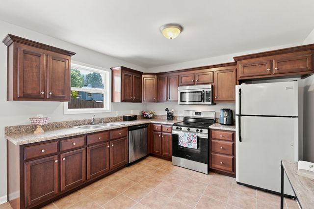 237 Santa Monica Blvd, Gallatin, TN 37066