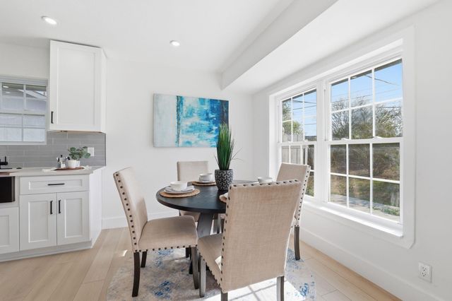 1509 Parkview LN, San Marcos, TX 78666