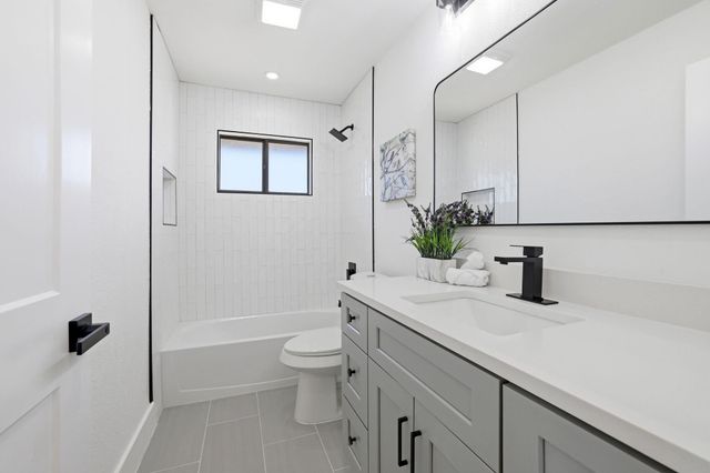 1509 Parkview LN, San Marcos, TX 78666