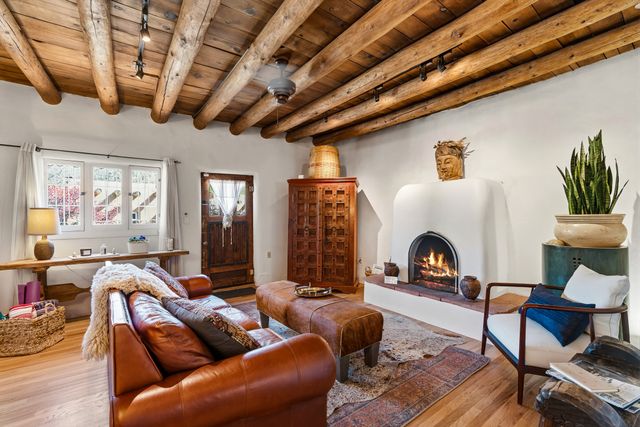 942 Canyon A & B, Santa Fe, NM 87501