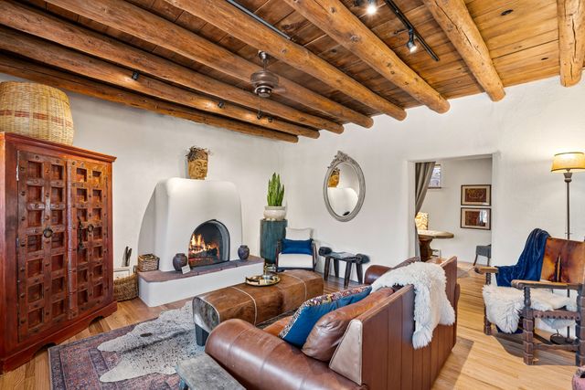 942 Canyon A & B, Santa Fe, NM 87501