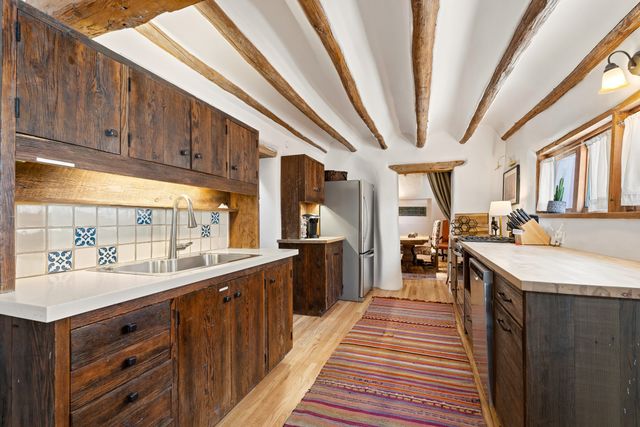 942 Canyon A & B, Santa Fe, NM 87501