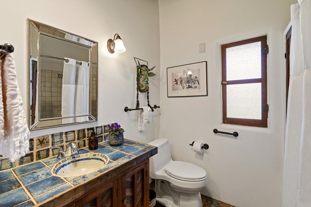 942 Canyon A & B, Santa Fe, NM 87501