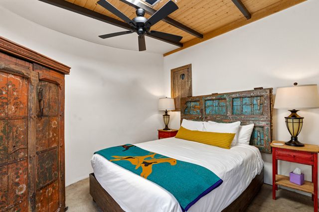 942 Canyon A & B, Santa Fe, NM 87501