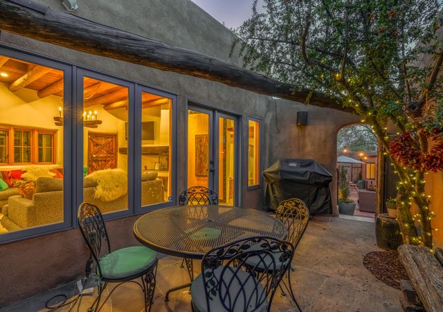 942 Canyon A & B, Santa Fe, NM 87501