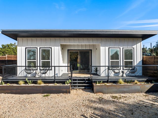 1293 Harmon Hills RD, Dripping Springs, TX 78620