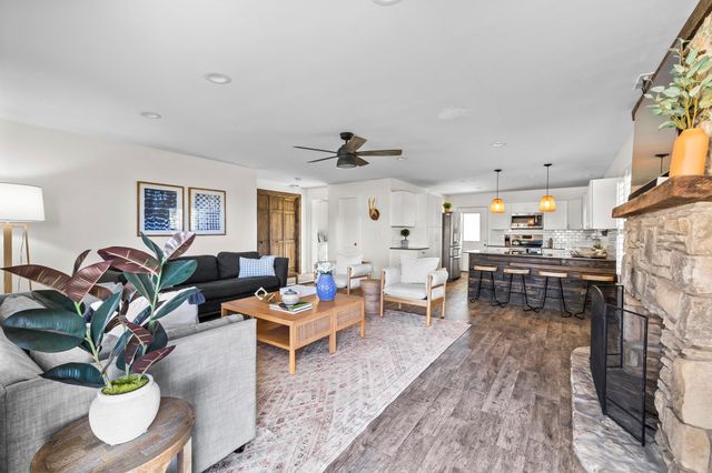 1293 Harmon Hills RD, Dripping Springs, TX 78620