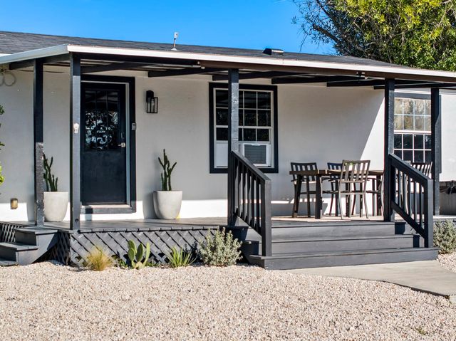1293 Harmon Hills RD, Dripping Springs, TX 78620