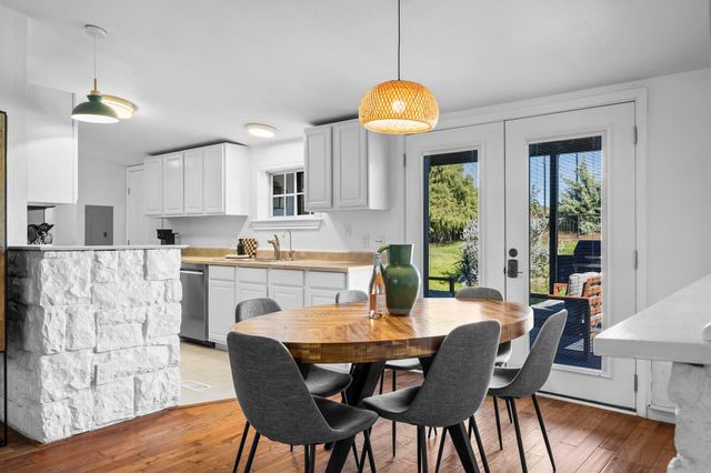 1293 Harmon Hills RD, Dripping Springs, TX 78620