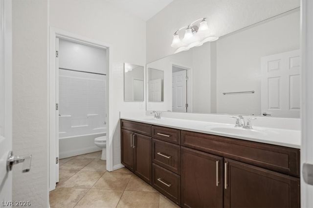 8747 Moon Crater Avenue, Las Vegas, NV 89178